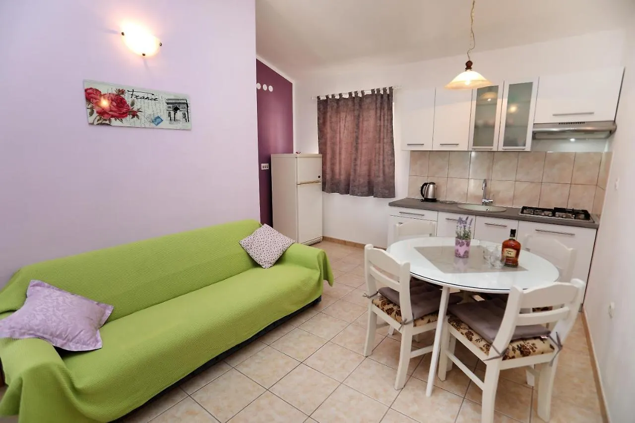 Apartments M&I Trogir 0*,