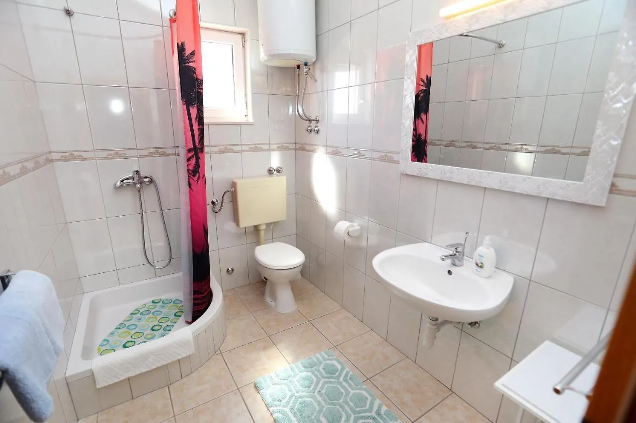 Apartments M&I Trogir Kroatien