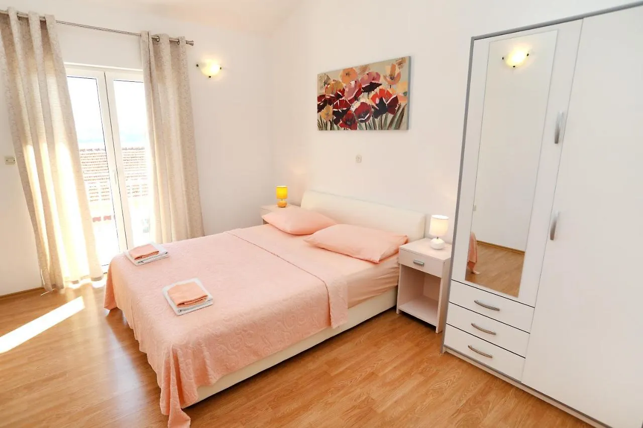 Apartments M&I  Trogir