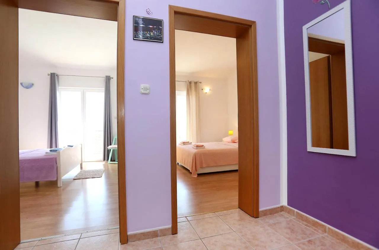 Apartments M&I 0*, Trogir Croatia